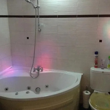 Belvarosi Apartman Шиофок